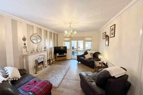 2 bedroom detached bungalow for sale, Briar Avenue, Streetly, Sutton Coldfield