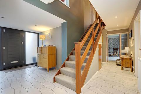13 Ridge Hall Close, Caversham, Reading, RG4 7EP