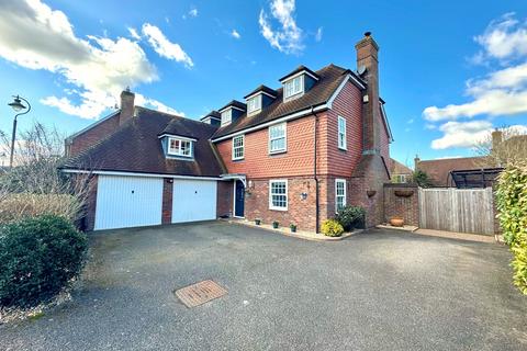 6 bedroom detached house for sale, Berrall Way, Billingshurst, RH14