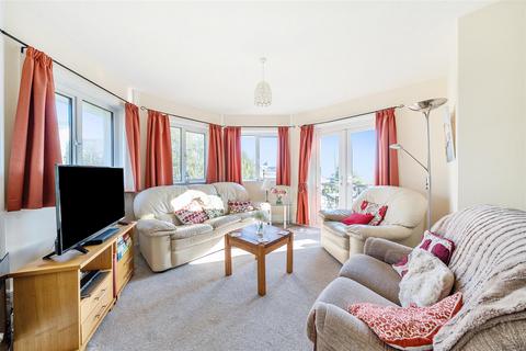 3 bedroom apartment for sale, Bowleaze Coveway, Weymouth