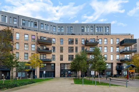 52, Granta Court Trinity Way, London, W3 7FU