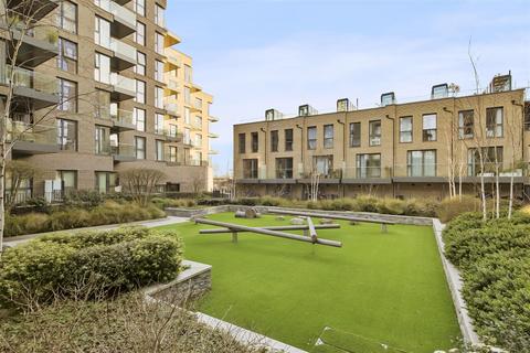 2 bedroom flat for sale, Woodberry Down, Hackney