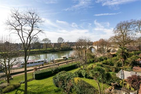 4 bedroom end of terrace house for sale, Northumberland Place, Richmond, TW10