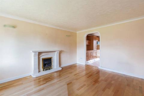 3 bedroom detached house for sale, Primrose Way, Chestfield, Whitstable