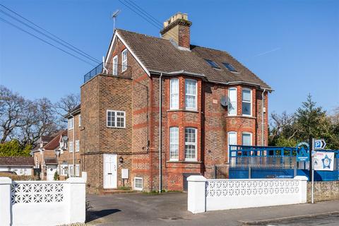 1 bedroom flat for sale, Haywards Road, Haywards Heath