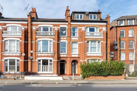 3 bedroom flat for sale, New Kings Road, London SW6