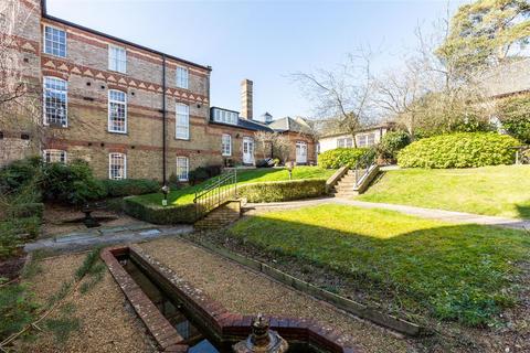 1 bedroom flat for sale, Southdowns Park, Haywards Heath