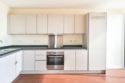 2 bedroom flat to rent, Moorhen Drive, Hendon, London, NW9