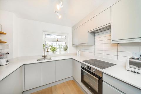 1 bedroom flat for sale, Montague Road, London SW19