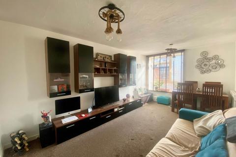 1 bedroom flat for sale, Watling Court, Elstree