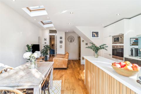 2 bedroom apartment for sale, Leathwaite Road, SW11