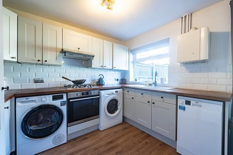 2 bedroom terraced house for sale, Yateley GU46