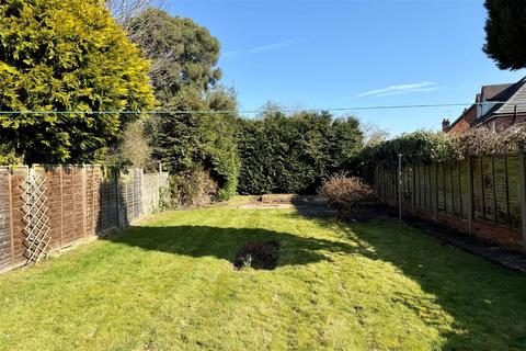 2 Burman Road, Shirley, Solihull, B90 2BD