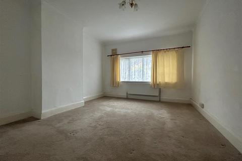 2 Burman Road, Shirley, Solihull, B90 2BD