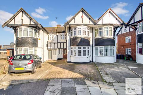 3 bedroom terraced house for sale, Stewartsby Close, London, N18