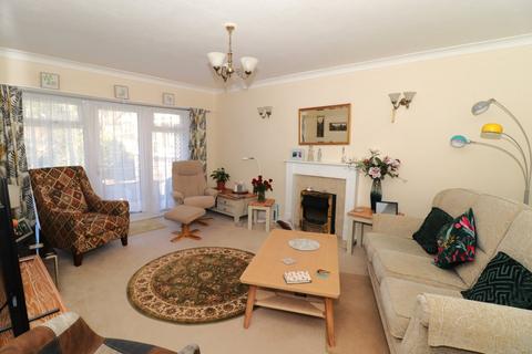 2 bedroom flat for sale, Sutherland Avenue, Bexhill on Sea, TN39