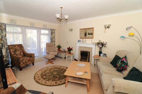 2 bedroom flat for sale, Sutherland Avenue, Bexhill on Sea