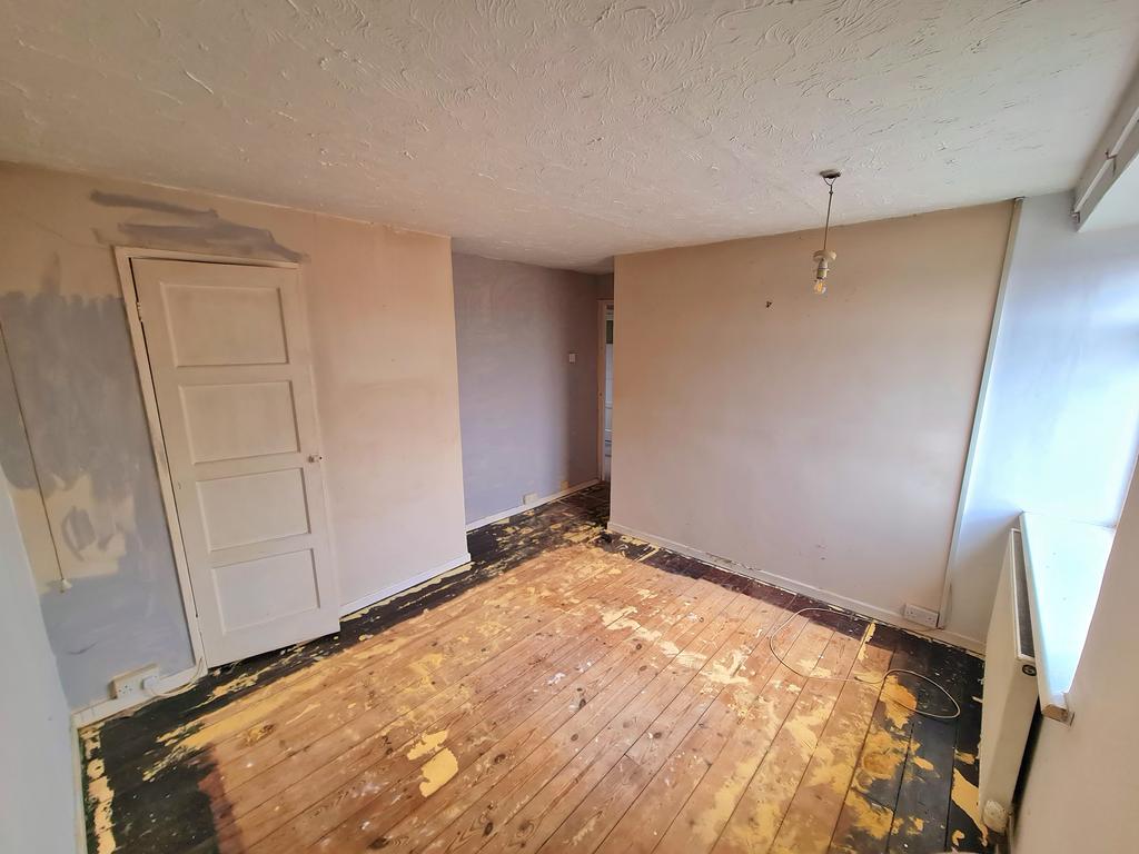 19-02-2025  19-33-25 35 banbury  bed 2   jpg