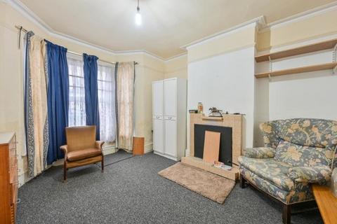 3 bedroom terraced house for sale, Meyrick Road, London, NW10