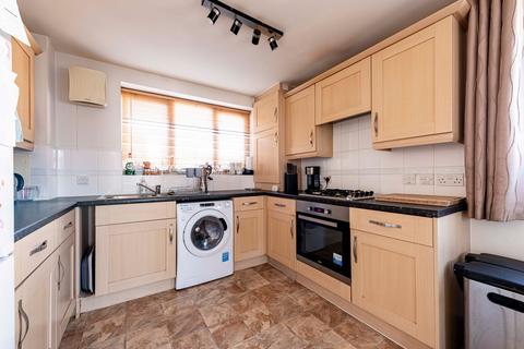 2 bedroom flat for sale, Edward Vinson Drive, Faversham, ME13