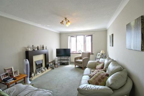 2 bedroom flat for sale, 90 Suffield Way, King's Lynn, Norfolk, PE30 3DL