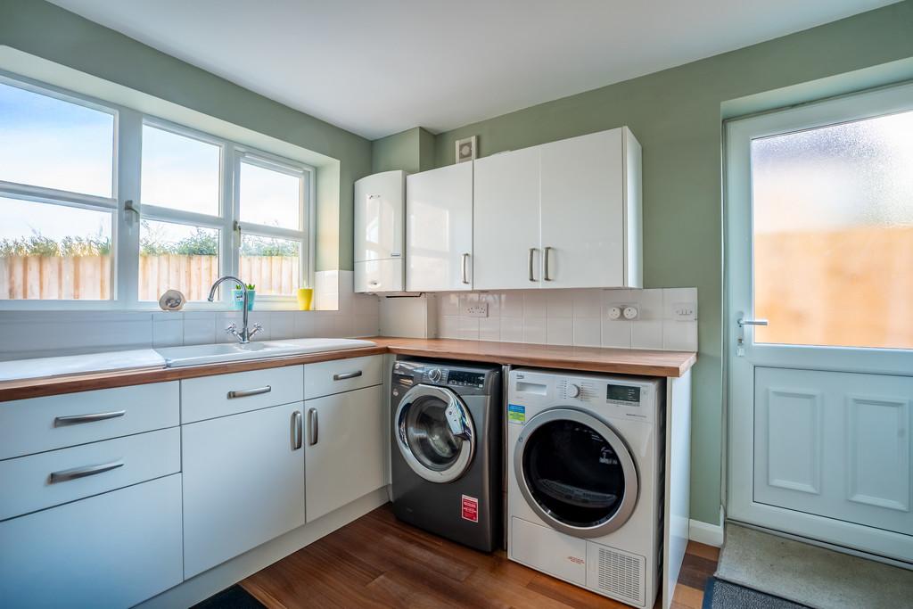 Dorrington close -14
