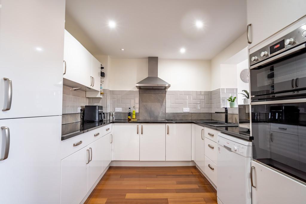 Dorrington close -12
