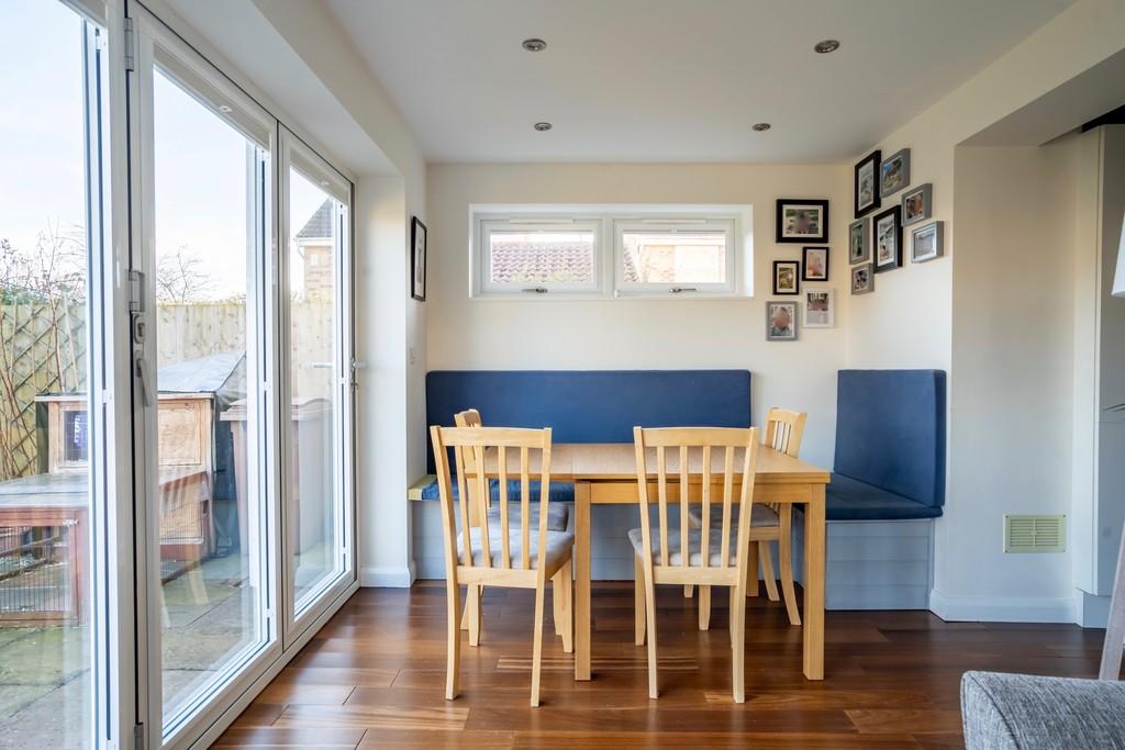 Dorrington close -4