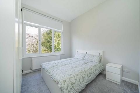 2 bedroom flat to rent, Stanhope Avenue, London N3