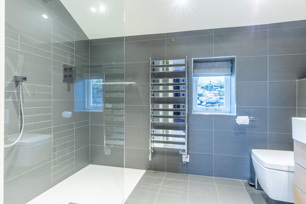En Suite Shower Room for Bedroom 2