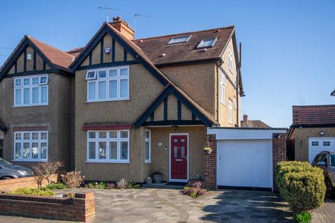 4 bedroom semi-detached house for sale, Hawthorne Avenue, Ruislip HA4