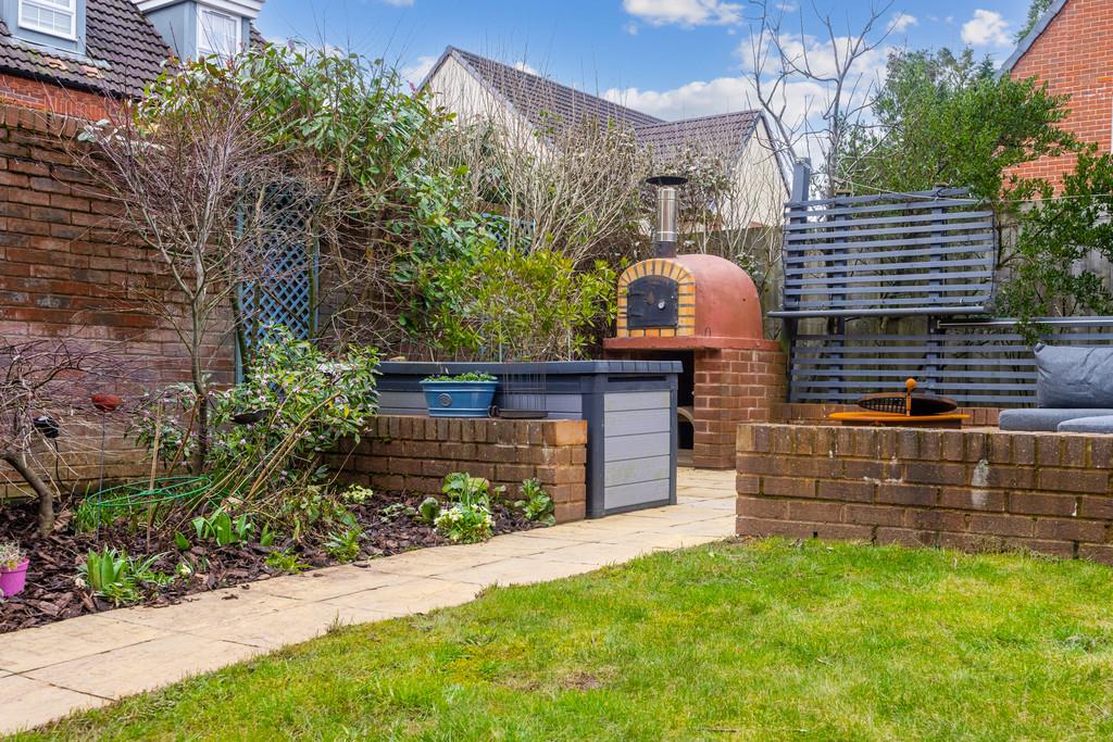 A12 - Veysey Close - 250227