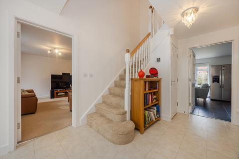 28 Veysey Close, Exeter, EX2 6AS