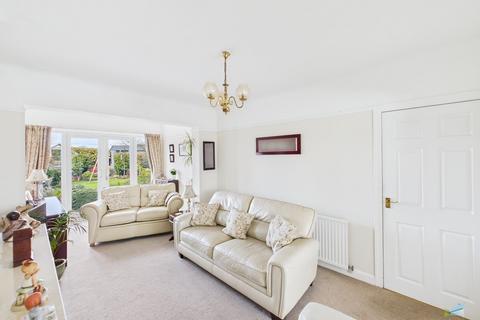 3 bedroom end of terrace house for sale, Rosefield Ave, Wirral CH63