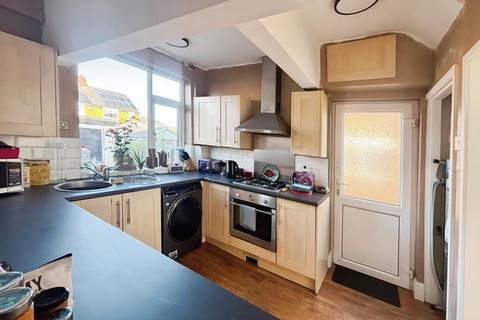 6 Abbey Road, Scunthorpe, DN17 1JP