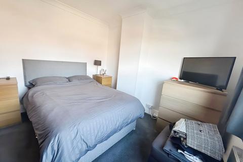 6 Abbey Road, Scunthorpe, DN17 1JP