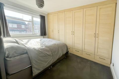 6 Abbey Road, Scunthorpe, DN17 1JP