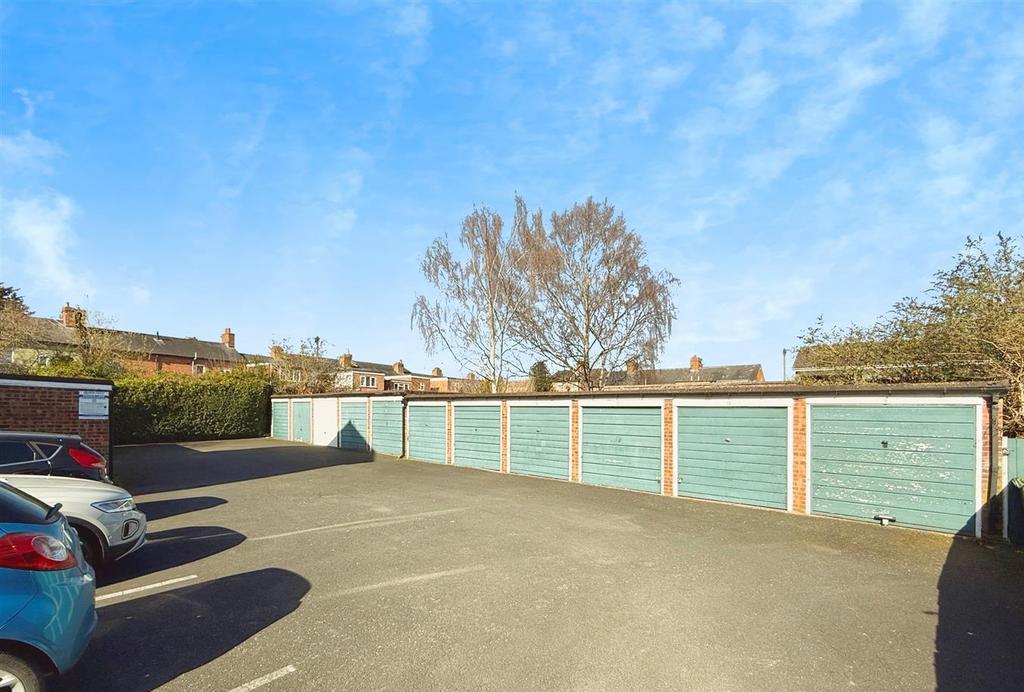 Garage Block