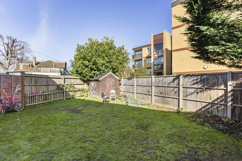 2 bedroom maisonette for sale, Thames Street, Sunbury-on-Thames, Surrey, TW16