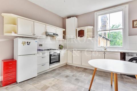 2 bedroom flat to rent, Milman Road, London, NW6