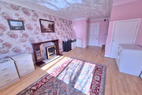 2 bedroom house for sale, Hurdle Close, Malton YO17