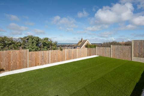 2 bedroom bungalow for sale, Grimthorpe Avenue, Whitstable