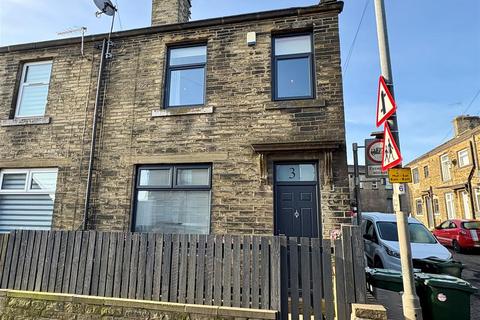 31 Albert Road, Queensbury, Bradford, BD13 1PA