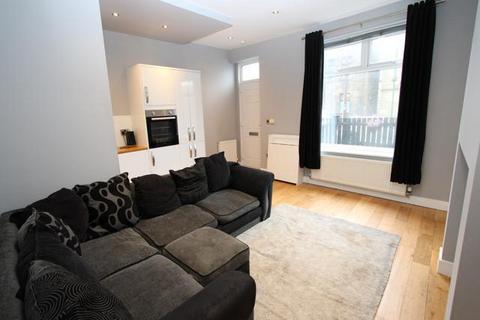 31 Albert Road, Queensbury, Bradford, BD13 1PA