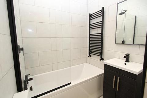 31 Albert Road, Queensbury, Bradford, BD13 1PA