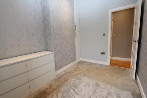 31 Albert Road, Queensbury, Bradford, BD13 1PA