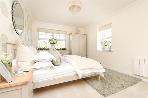 1 bedroom flat for sale, Wray Common Road, Reigate, Surrey