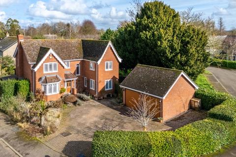 4 bedroom detached house for sale, Palgrave