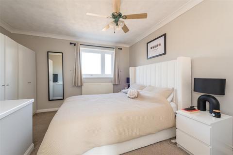 6 Foresters Walk, Barham, Ipswich, IP6 0TA