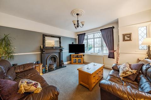 undefined, Hucclecote Road, Gloucestershire GL3